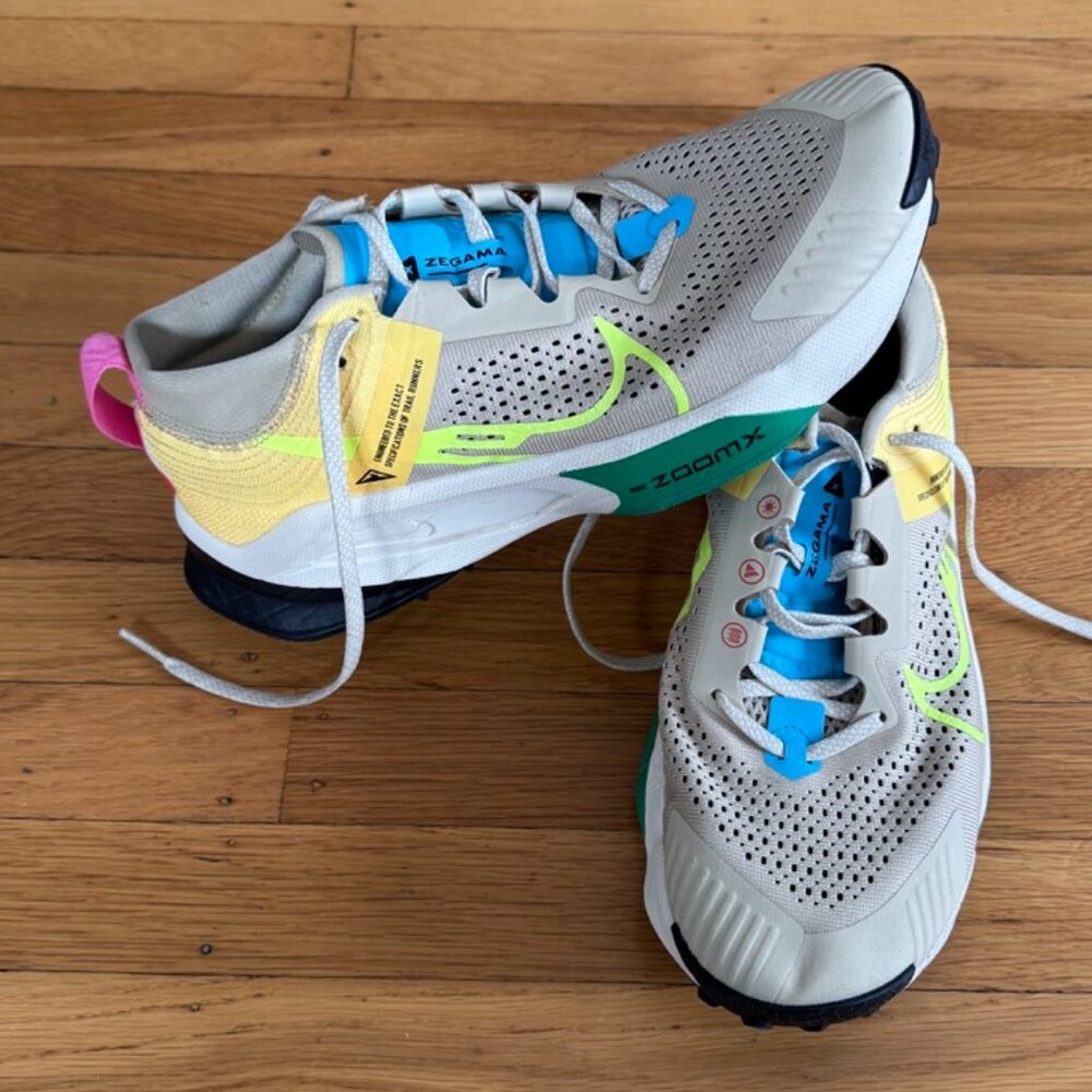 Nike ZoomX Zegama Team Gold Volt Size 10 EUR 42 Womens